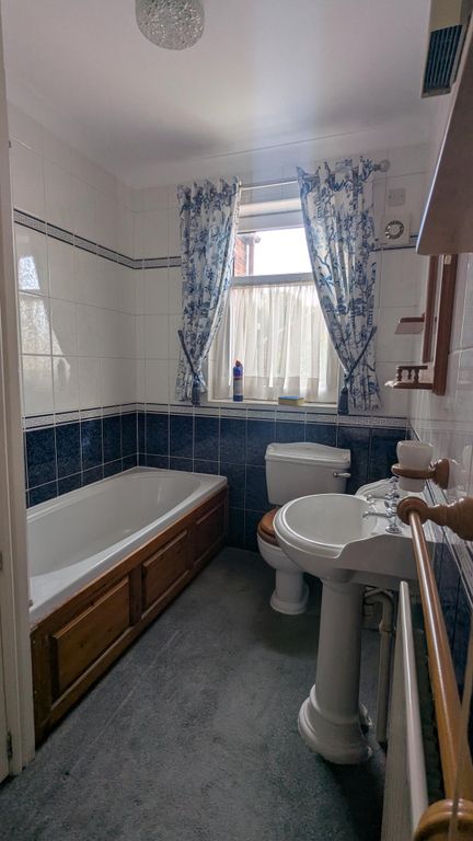 Property photo 3 of 4