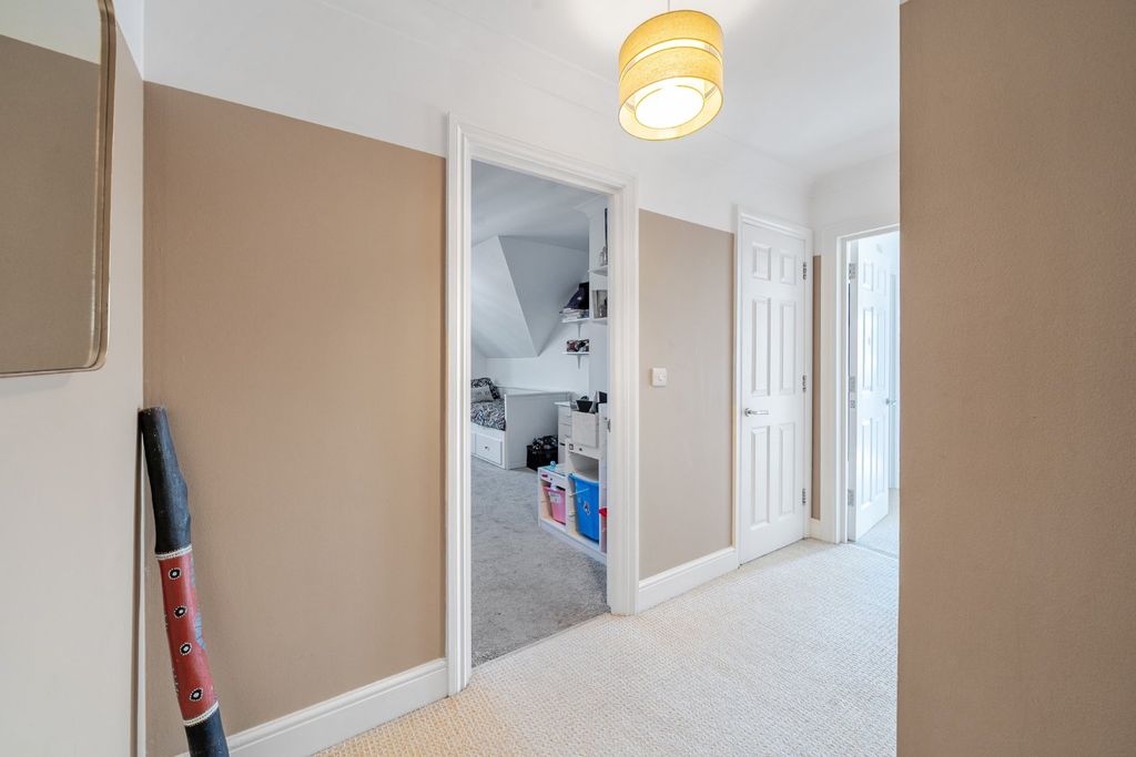 Property photo 2 of 11 Picture No. 25
