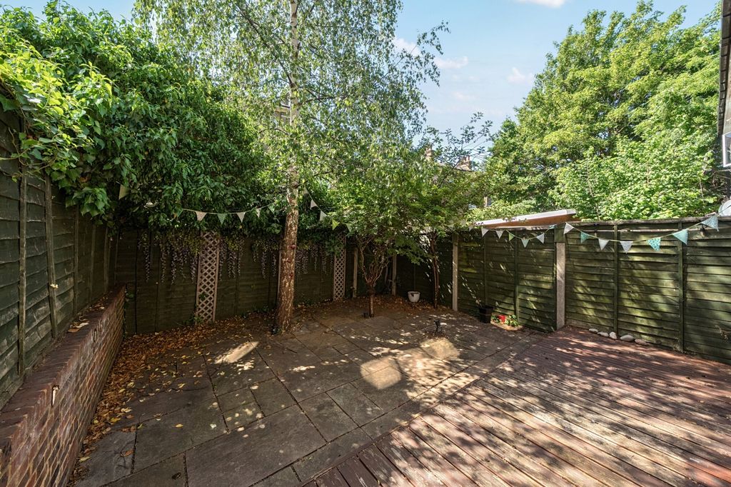 Property photo 3 of 14 1467972-4-6A15753...