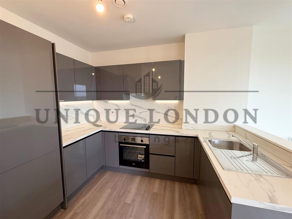 Property photo 2 of 10 342.Jpg