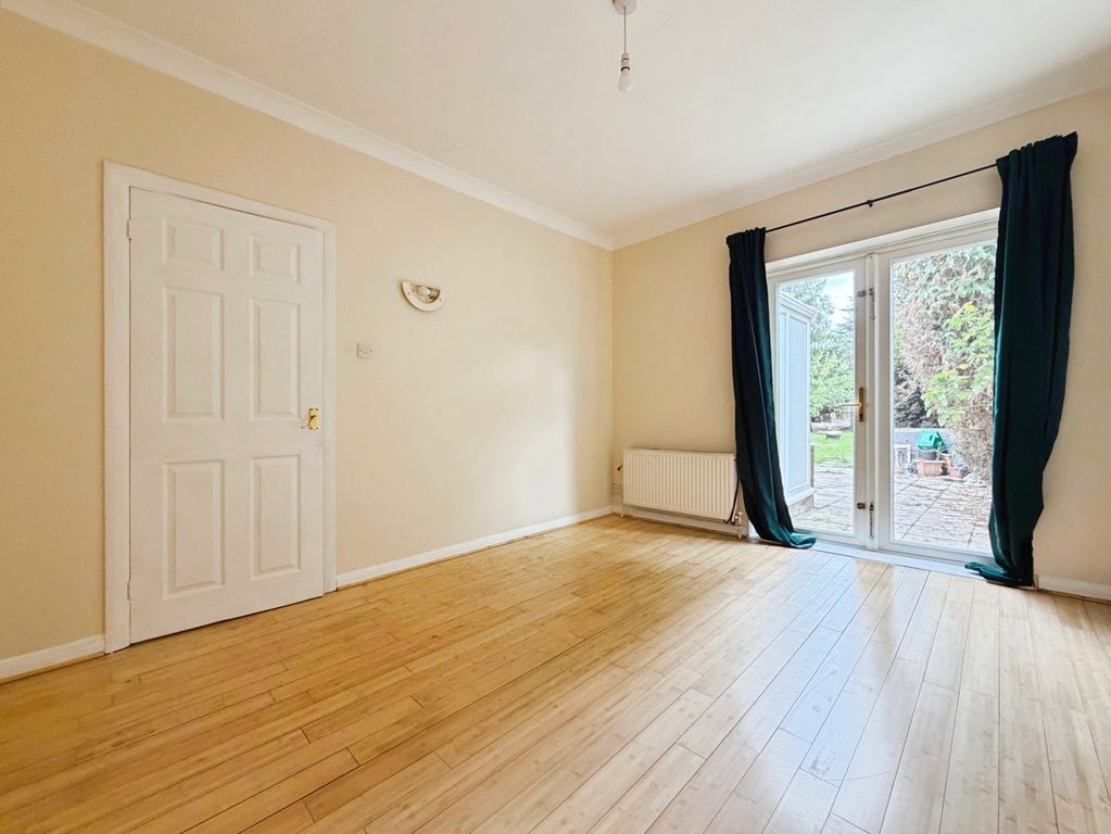 Property photo 3 of 18 Pbox-Img.Jpg