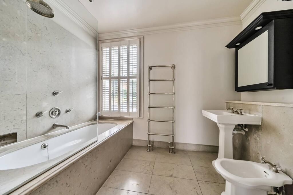 Property photo 3 of 7 Image