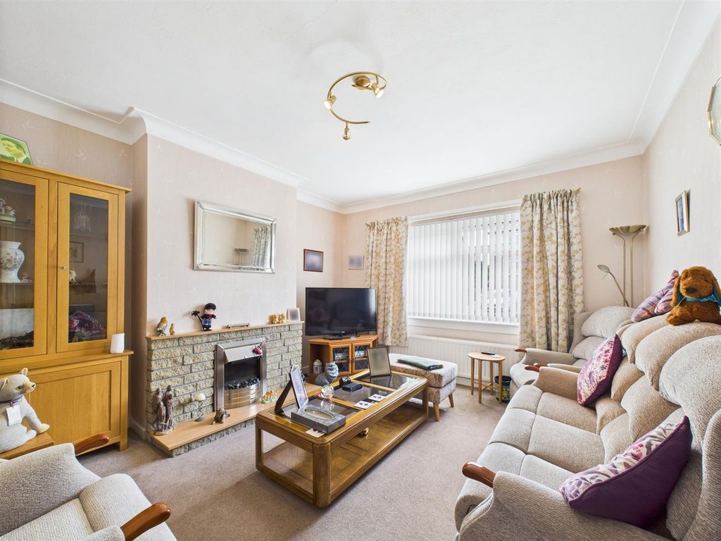 Property photo 2 of 16 Cam01486G0-Pr0786-Still005.Jpg