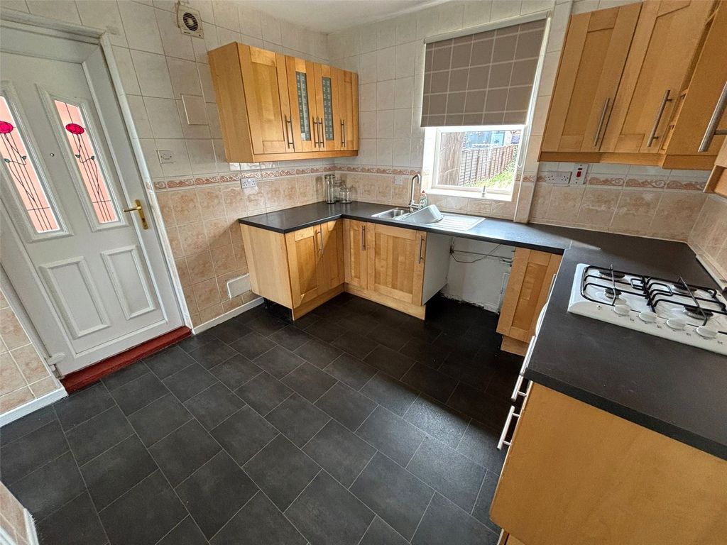 Property photo 2 of 15 Picture No. 36