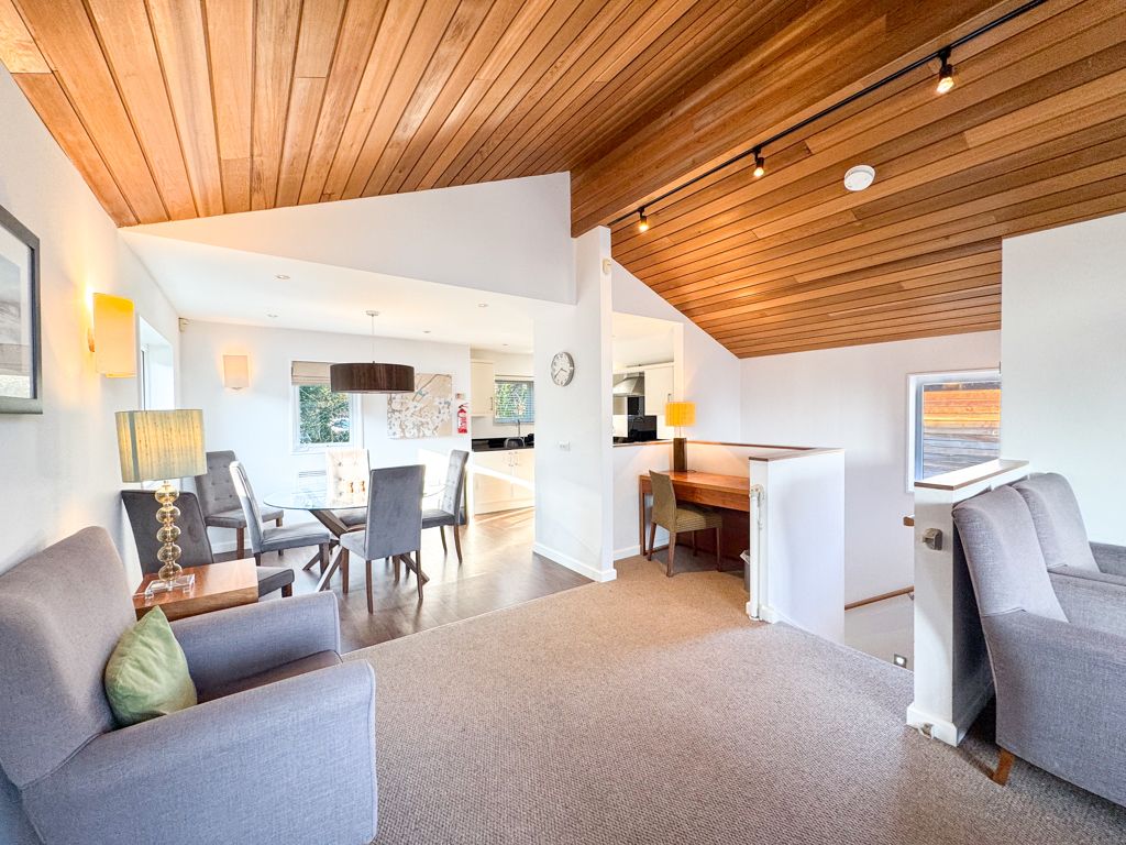 Property photo 3 of 15 Photo 27