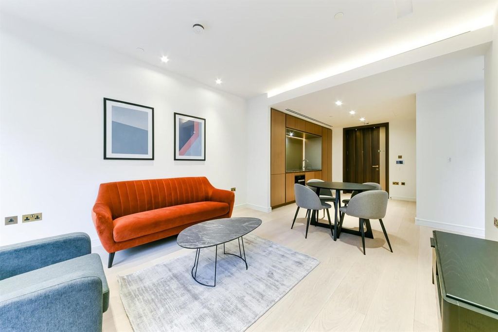 Property photo 1 of 17 (Main)