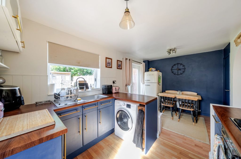 Property photo 3 of 19 1511264-10-1A03958637d19