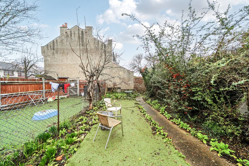 Property photo 3 of 16 E547ba6A-E5Fb-4A6...