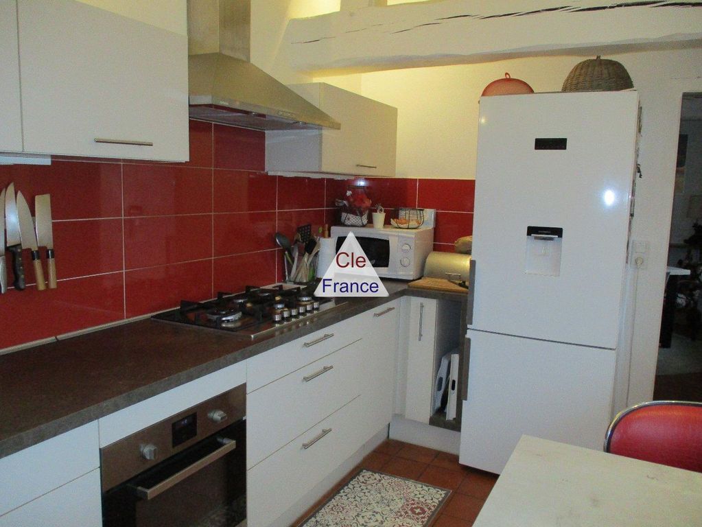 Property photo 3 of 5