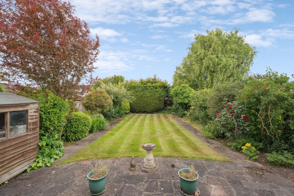 Property photo 2 of 10