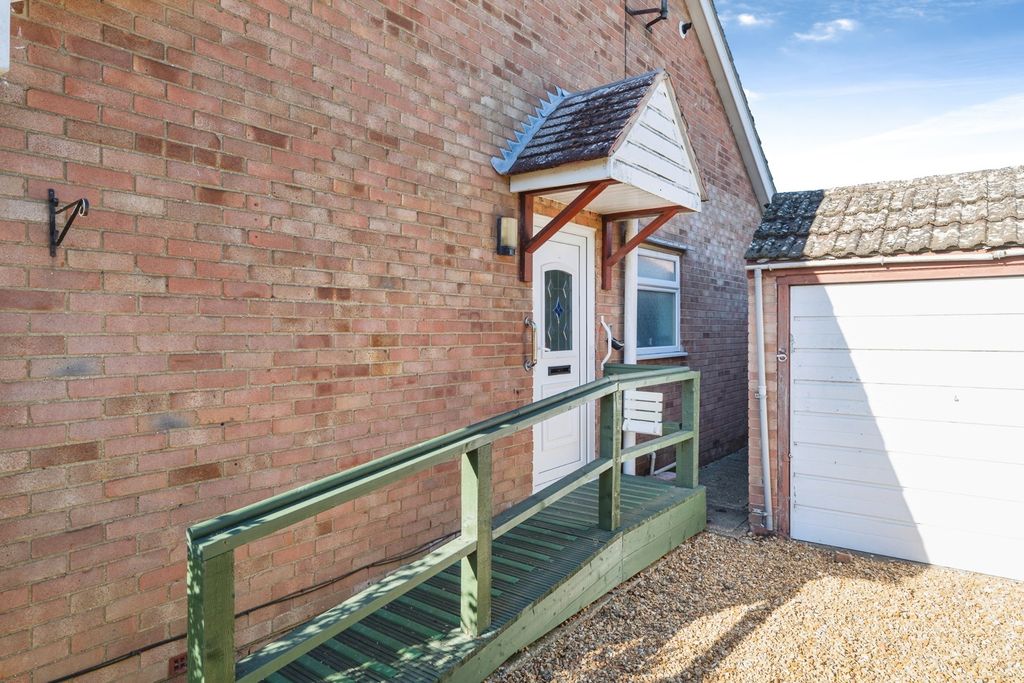 Property photo 2 of 22 Pbox-Img.Jpg