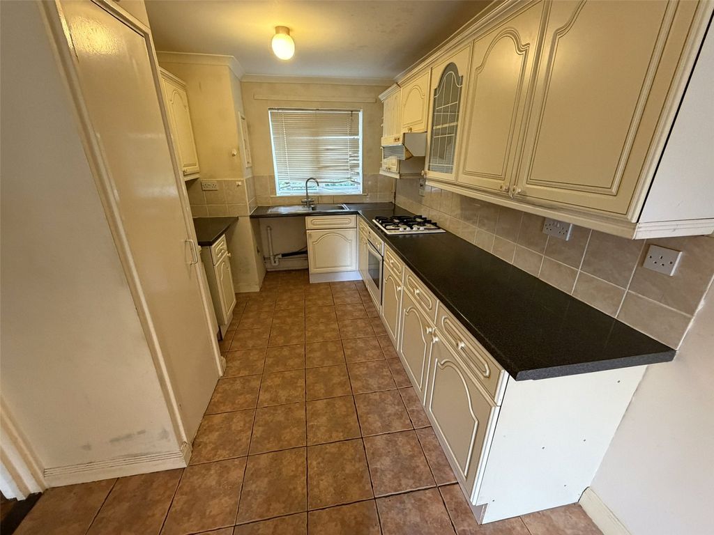 Property photo 2 of 12 Picture No. 06