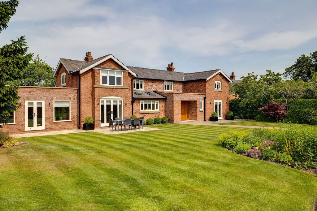 Property photo 1 of 54