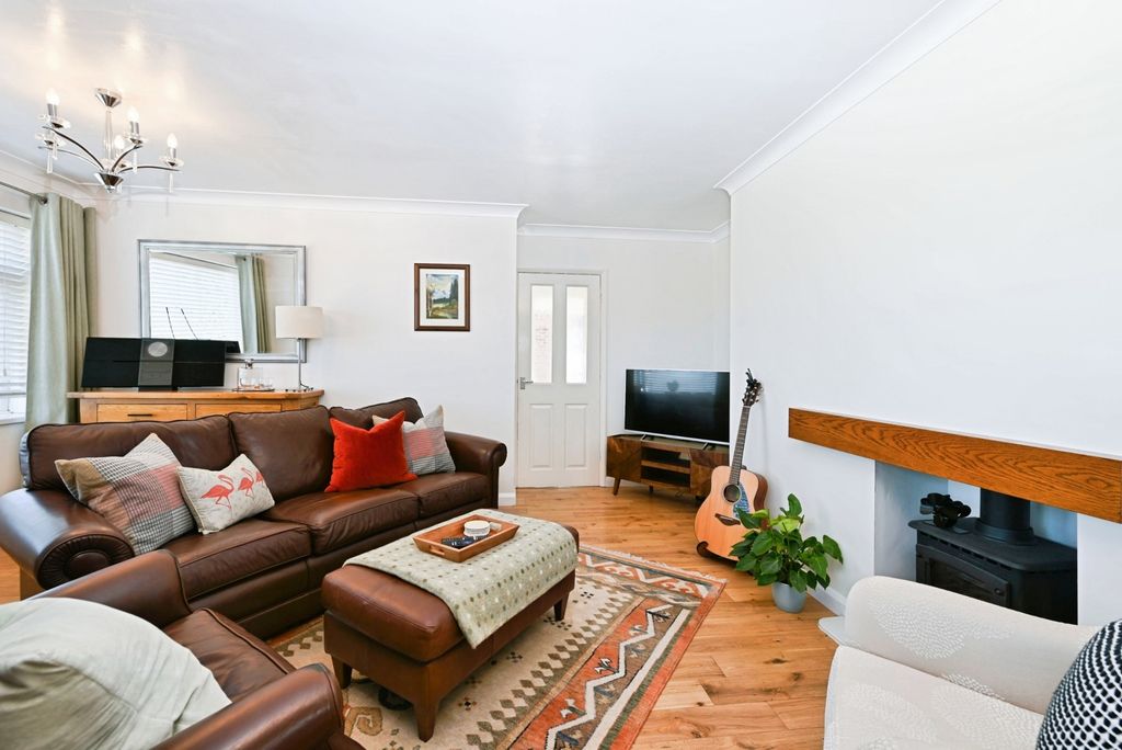 Property photo 2 of 19 Pbox-Img.Jpg