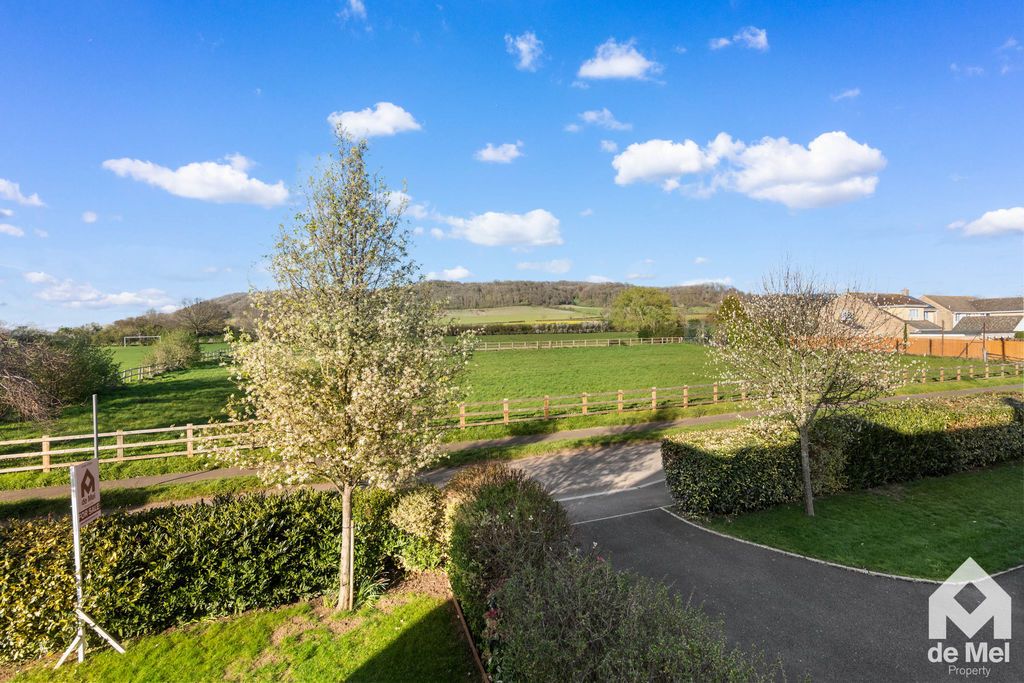 Property photo 3 of 22 Photo 5