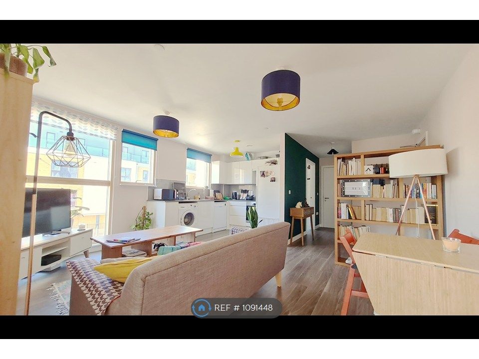 Property photo 1 of 10 Living Area