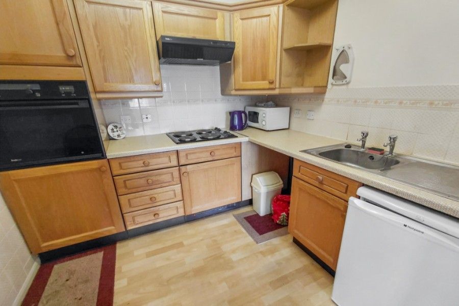 Property photo 3 of 11