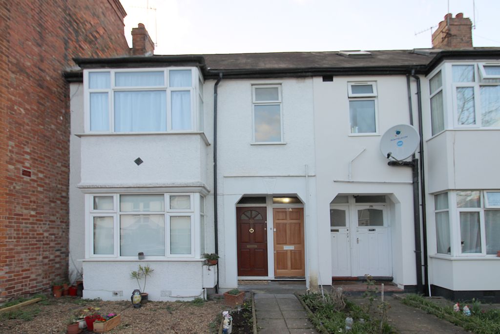Property photo 1 of 7 Alexandra Road