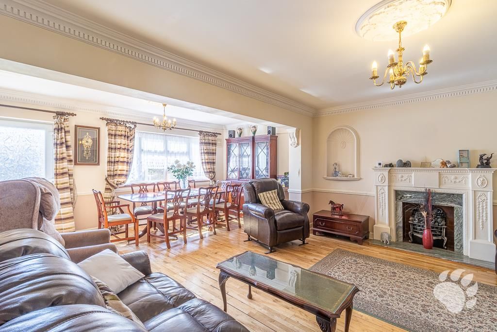 Property photo 3 of 27 Lounge/Diner