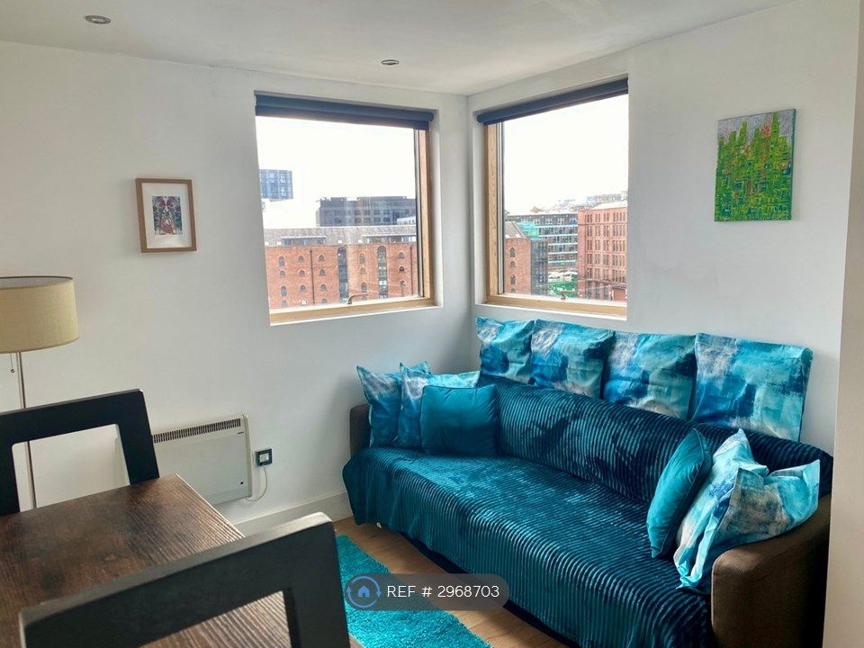 Property photo 2 of 31