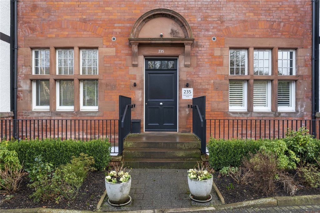 Property photo 2 of 18 Front External