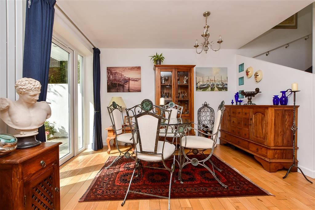 Property photo 2 of 14 Dining Area