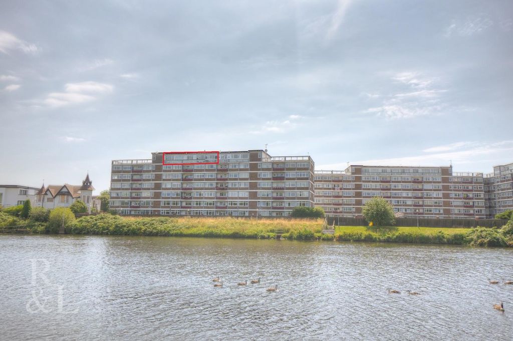 Property photo 1 of 9 Batched (2).Jpg