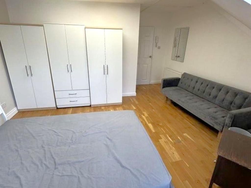 Property photo 1 of 6 Photo 1