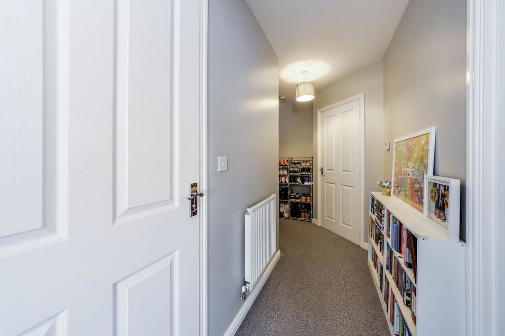 Additional image 11 of 1 bed flat for saleJackdaw Road, Didcot OX11