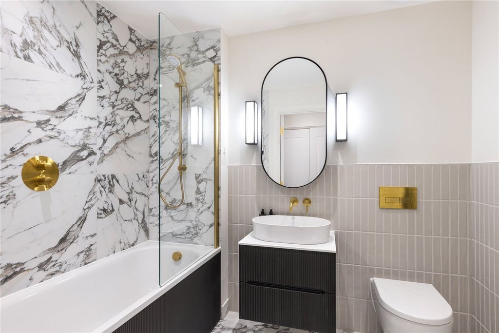 Property photo 2 of 9 Picture No. 12