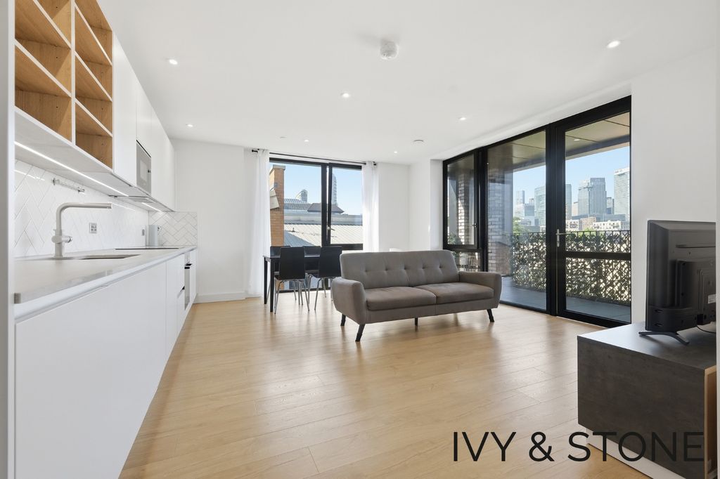 Property photo 1 of 14 4881730