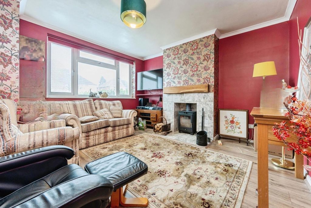 Property photo 2 of 17 Pbox-Img.Jpg