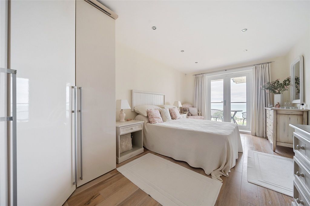 Additional image 10 of 2 bed flat for saleSea Road, Carlyon Bay, St. Austell, Cornwall PL25