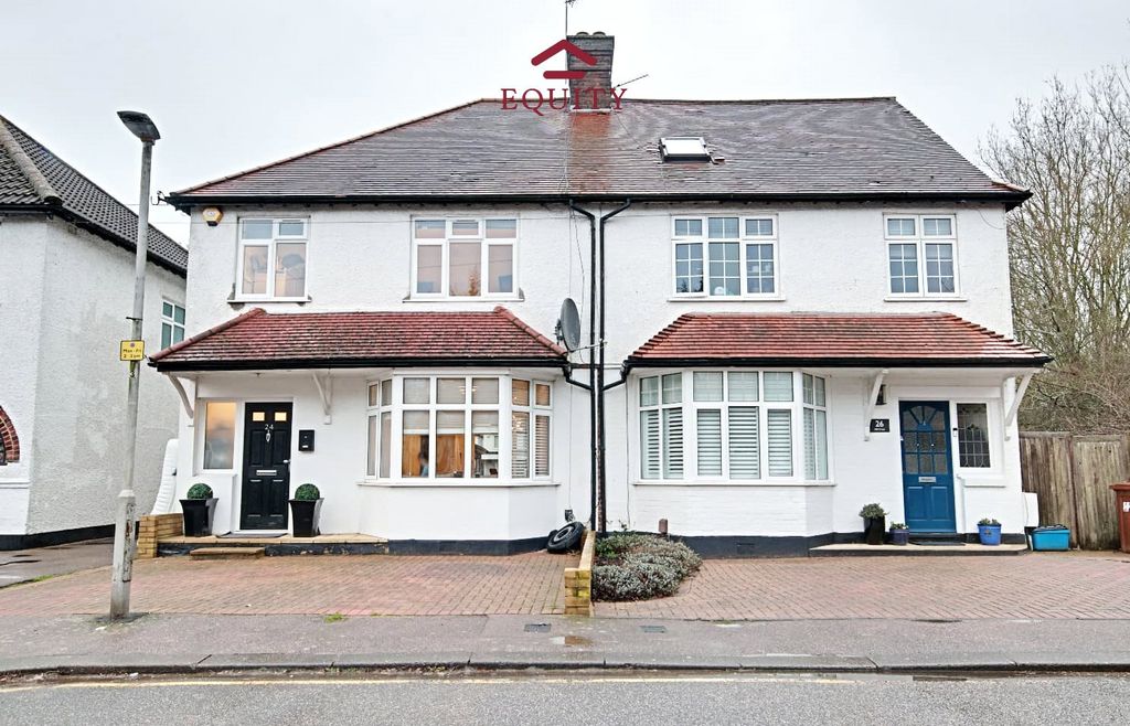 Property photo 1 of 24 Picture No. 04