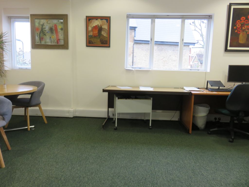 Property photo 2 of 9