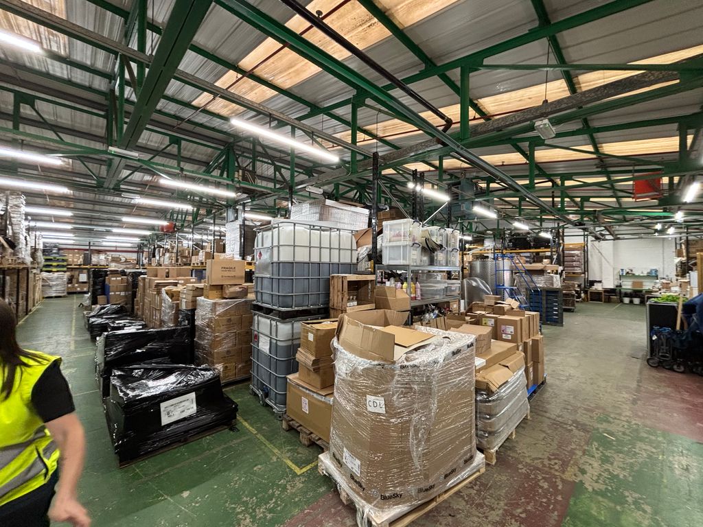 Property photo 3 of 6 Img_6003