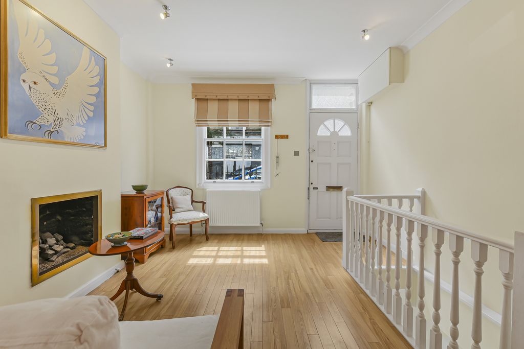 Property photo 2 of 13 Gallery