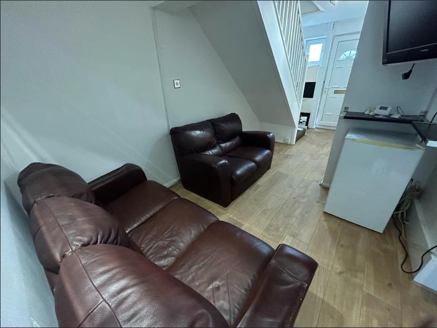 Property photo 2 of 11 Img_1897.Jpg