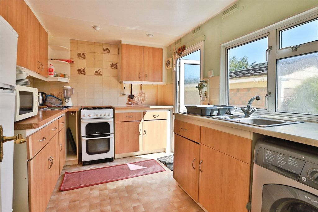 Property photo 2 of 17 Picture No. 05