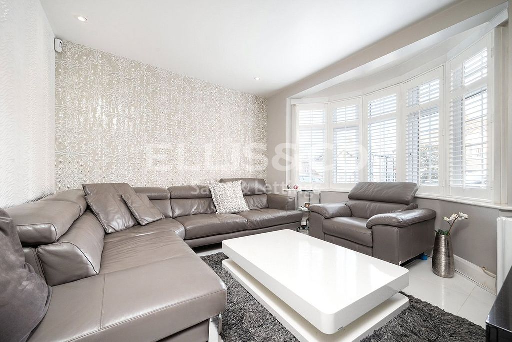 Property photo 2 of 20 Picture No. 05