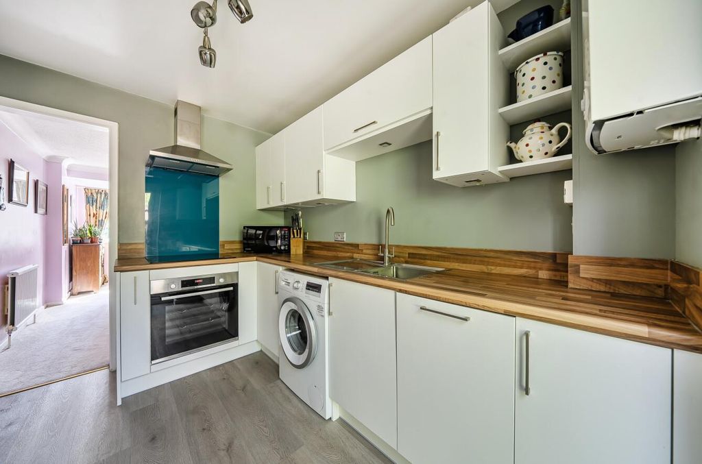 Property photo 2 of 19 Flexford Close 60 (19).Jpg