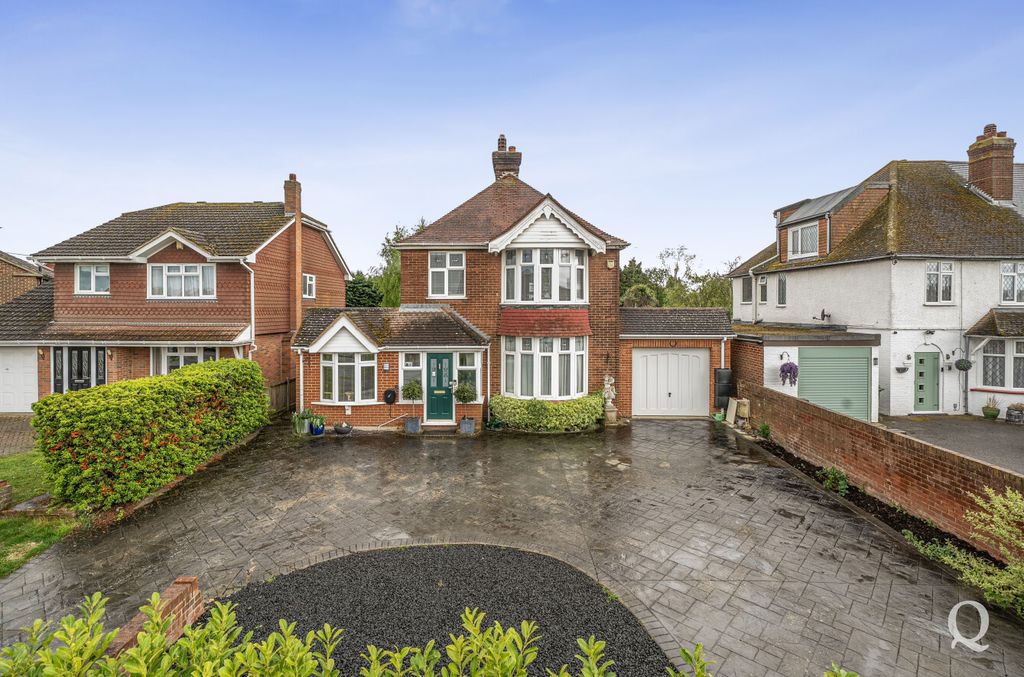 Property photo 1 of 24 2Edfbff3-F912-433...