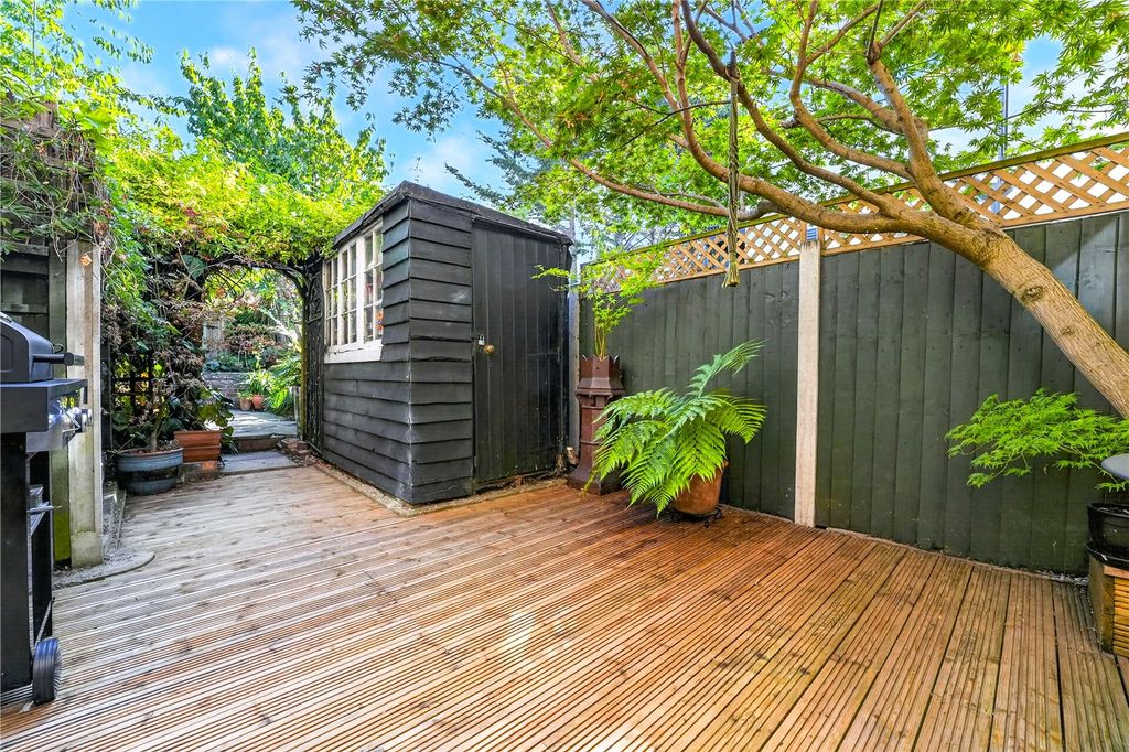 Property photo 3 of 11 Picture No. 01