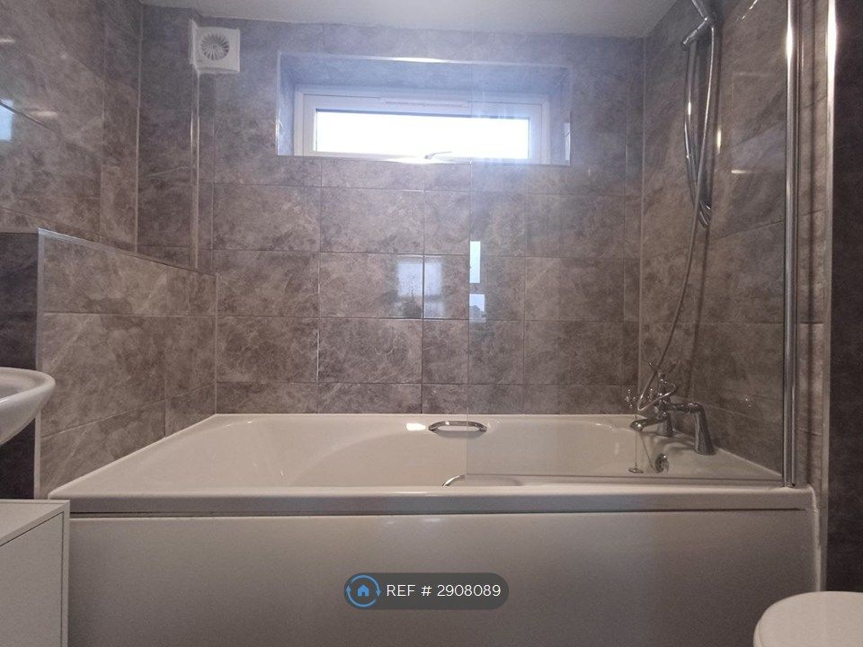 Property photo 3 of 5 Bathroom
