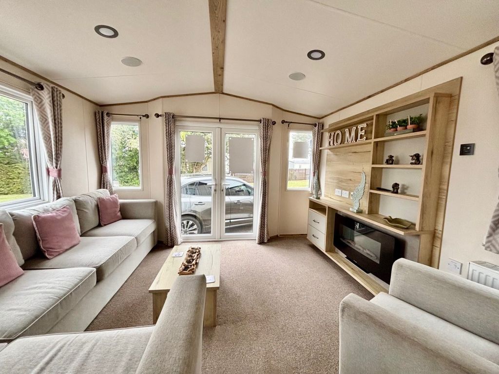 Property photo 2 of 24 Abi Fairlight 2019 Car0063729 136974261.Jpeg