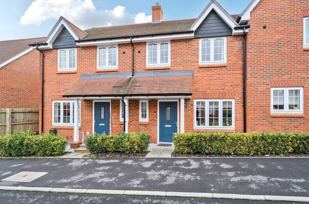 Property photo 1 of 13 1408250-24-6980Cf...