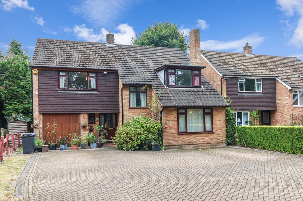Property photo 1 of 32 Picture No. 10