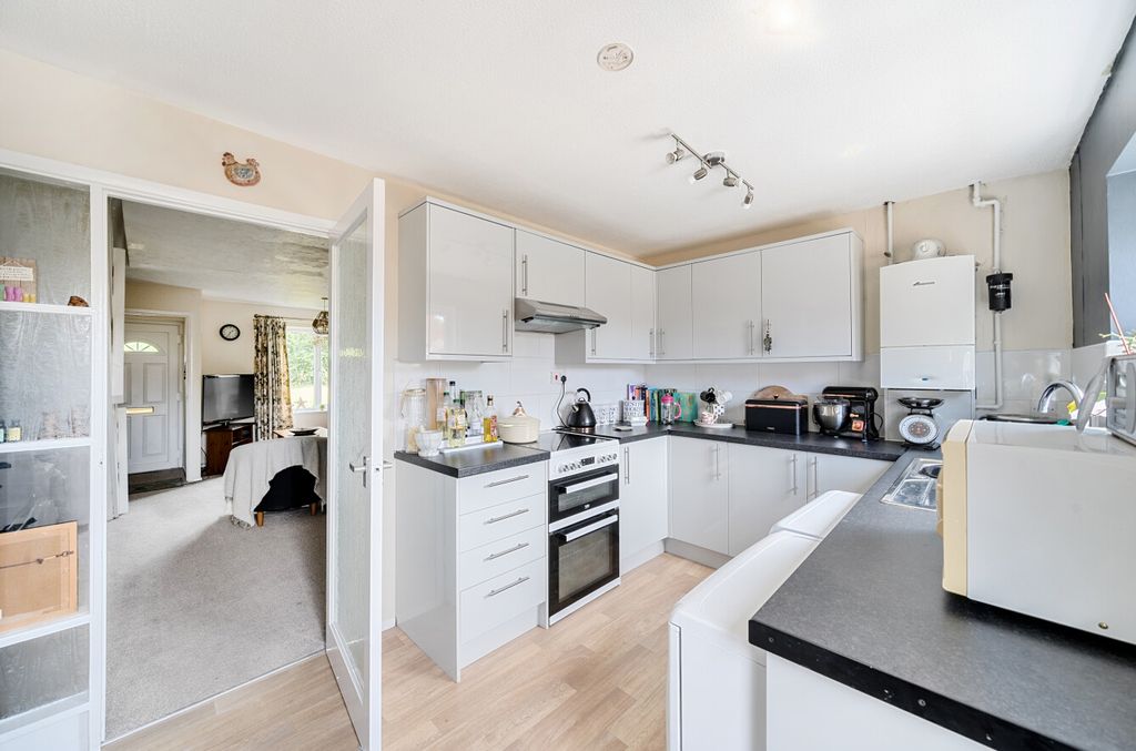 Property photo 3 of 11 13154999685Ea57Db76c6