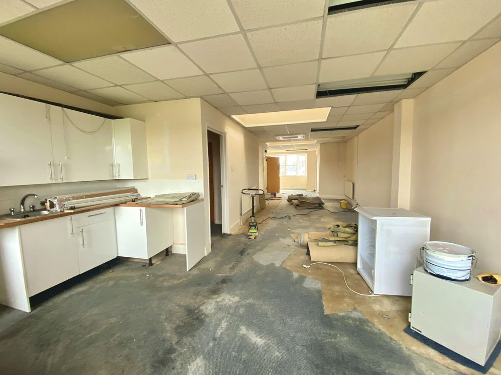 Property photo 2 of 7 Img_1687.Jpg