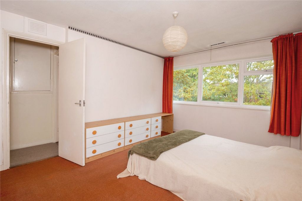 Property photo 3 of 26 Picture No. 24